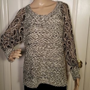 Escio Lace Paisley Sleeve Sweater Size Large